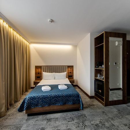 Sleep&Fly Okecie Warsaw Airport Bed & Breakfast Luaran gambar
